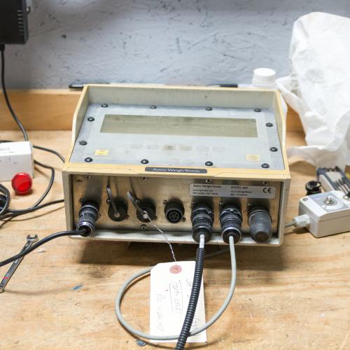 Scale repair